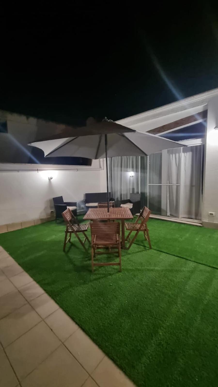 La Dea Busa Canosa di Puglia Luaran gambar